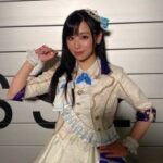 レス4番のリンク先のサムネイル画像